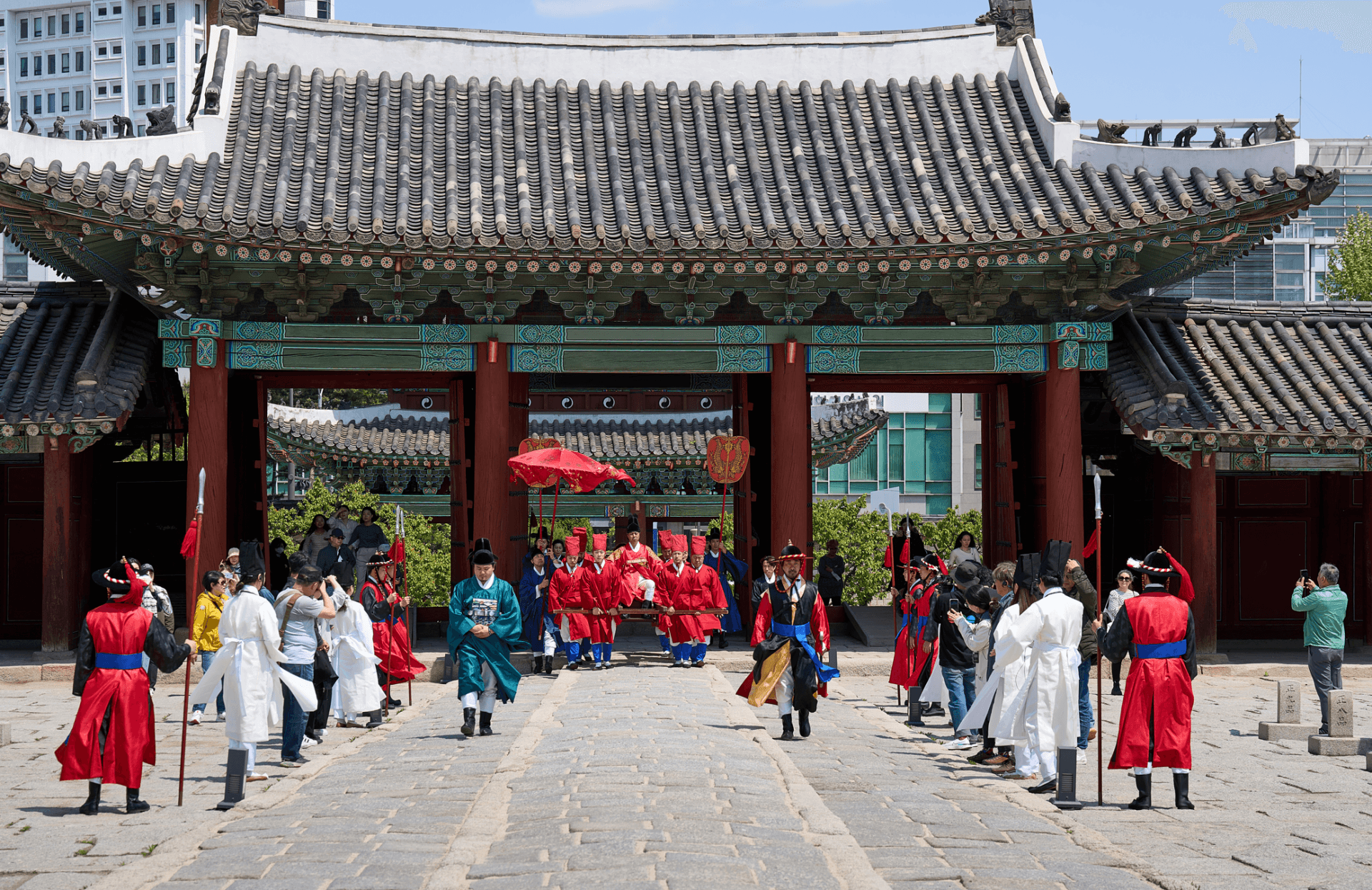 봄엔 궁의 매력 속으로! 궁중문화축전