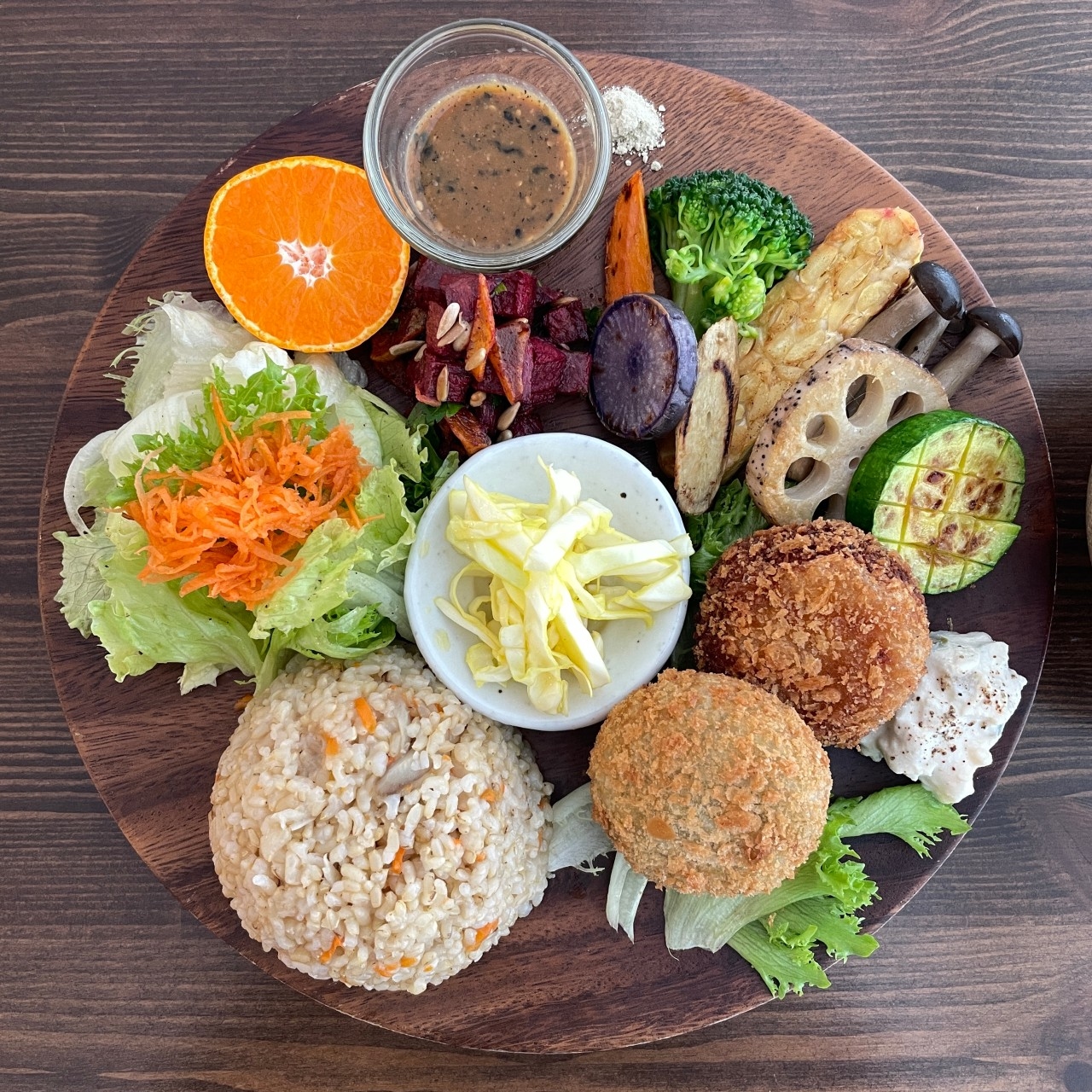 건강한 한 해를 위한 밥상이 있는 맛집 2곳