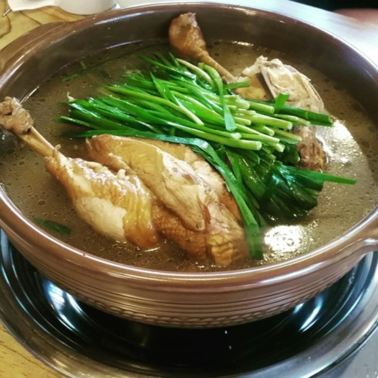 이열치열로 건강 충전! 초복 맞이 삼계탕 맛집 3곳