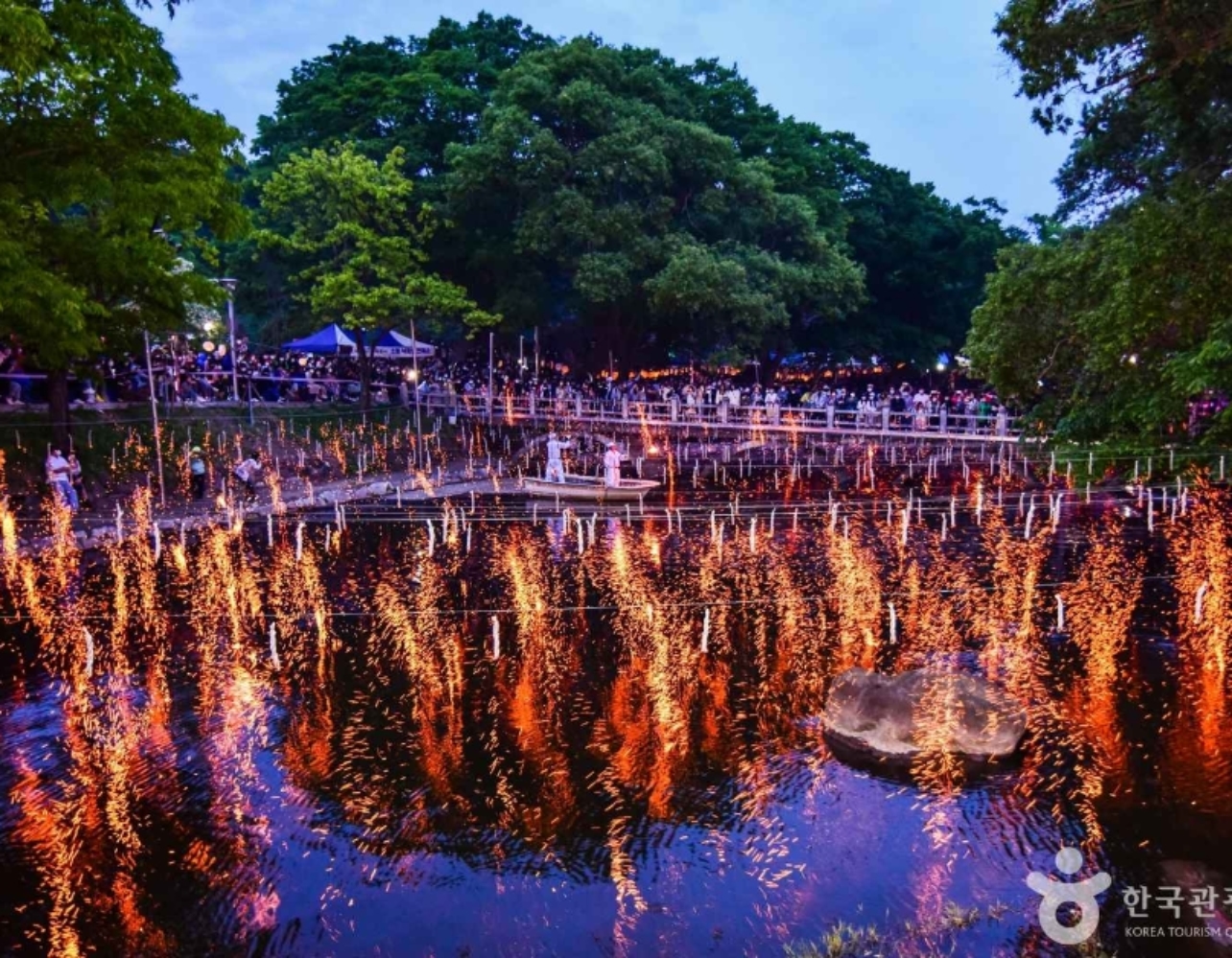 이게 K-낭만이지🎇 4, 5월에 열리는 전국 낙화축제