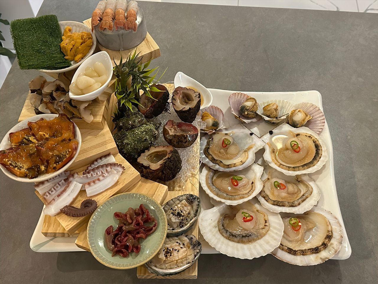 노을과 함께 즐기는 인천 해산물 맛집 3