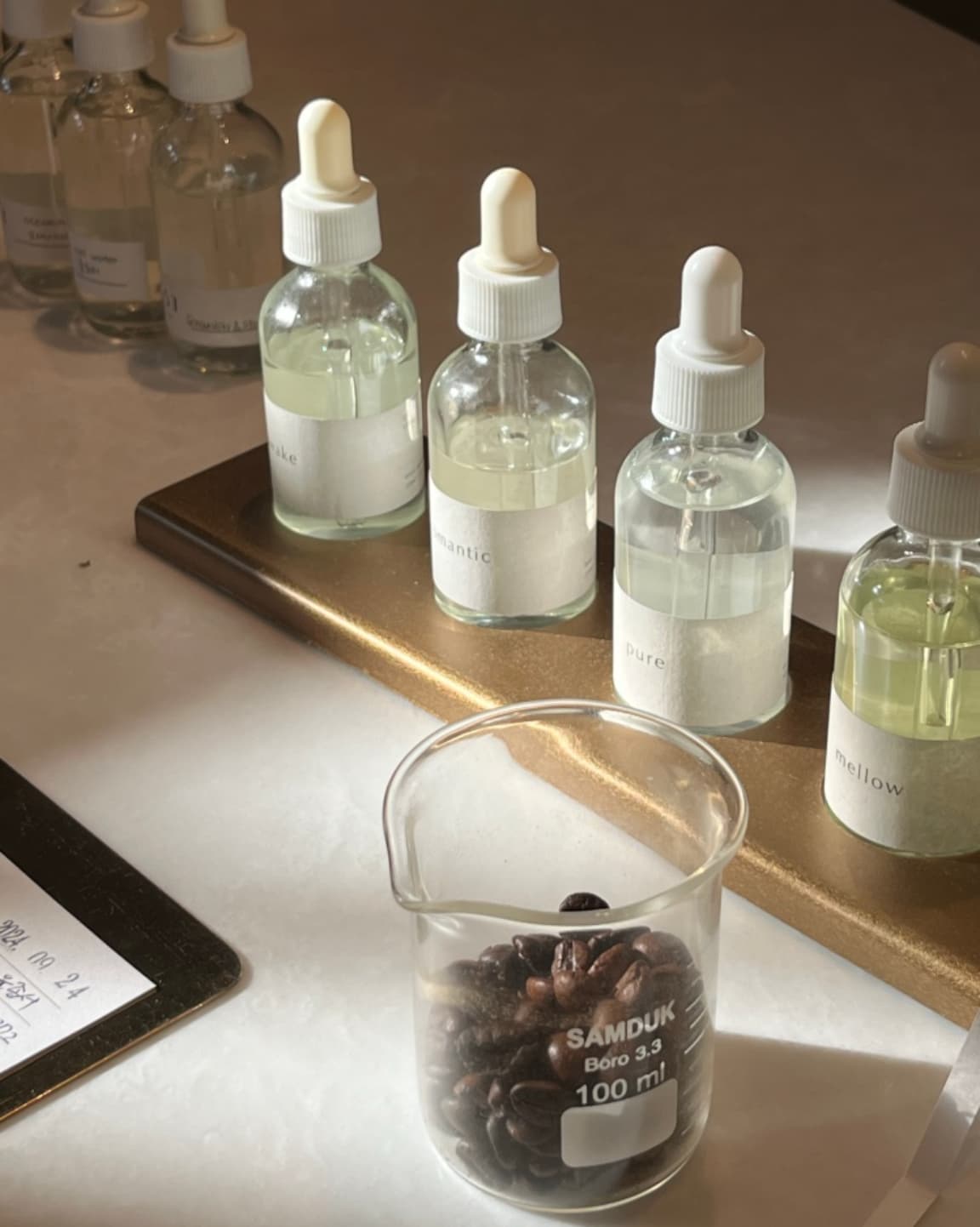 흔한 향 말고, 나만의 시그니처 향수 만들기