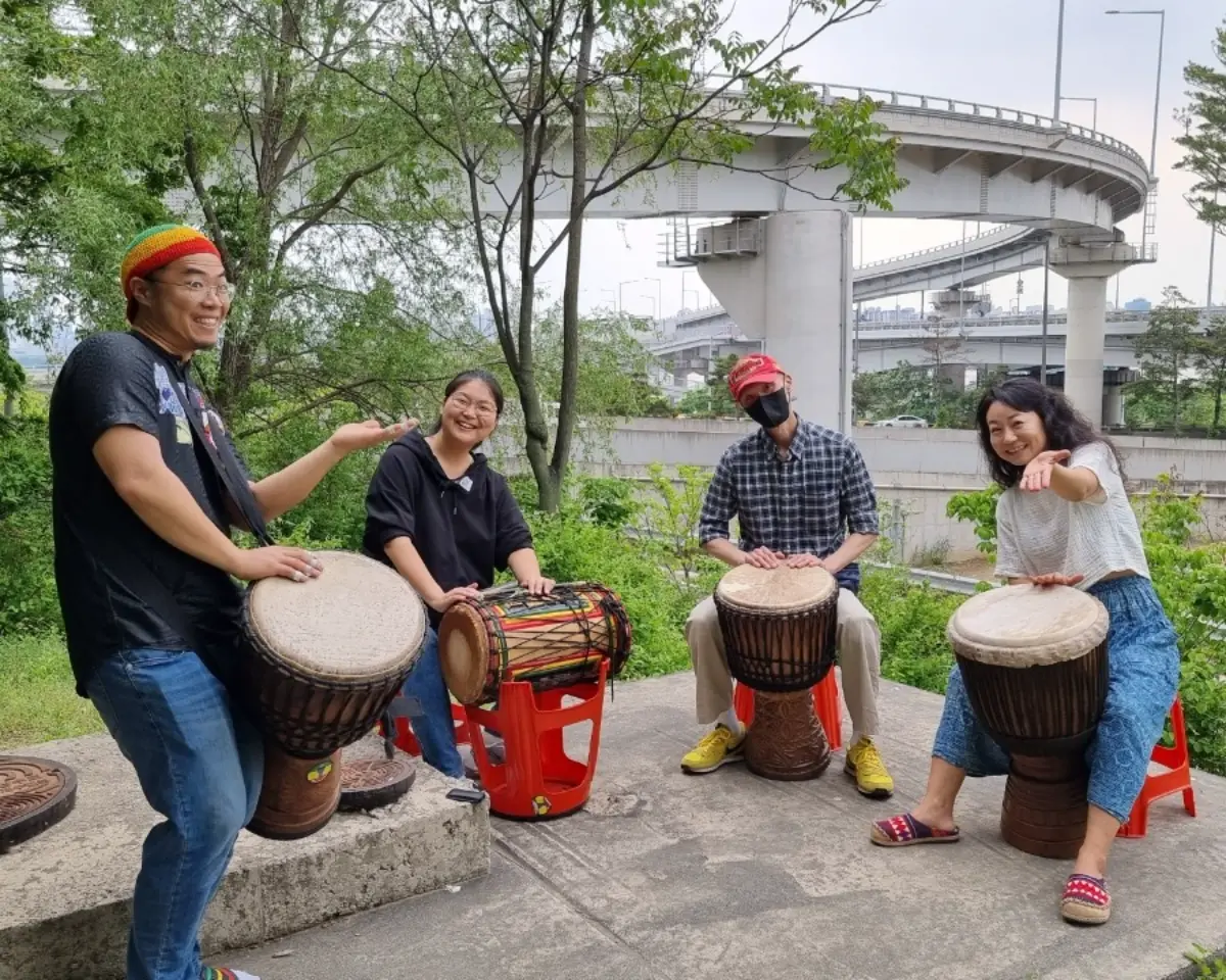 한강에서, 우리끼리 작은 젬베 축제!