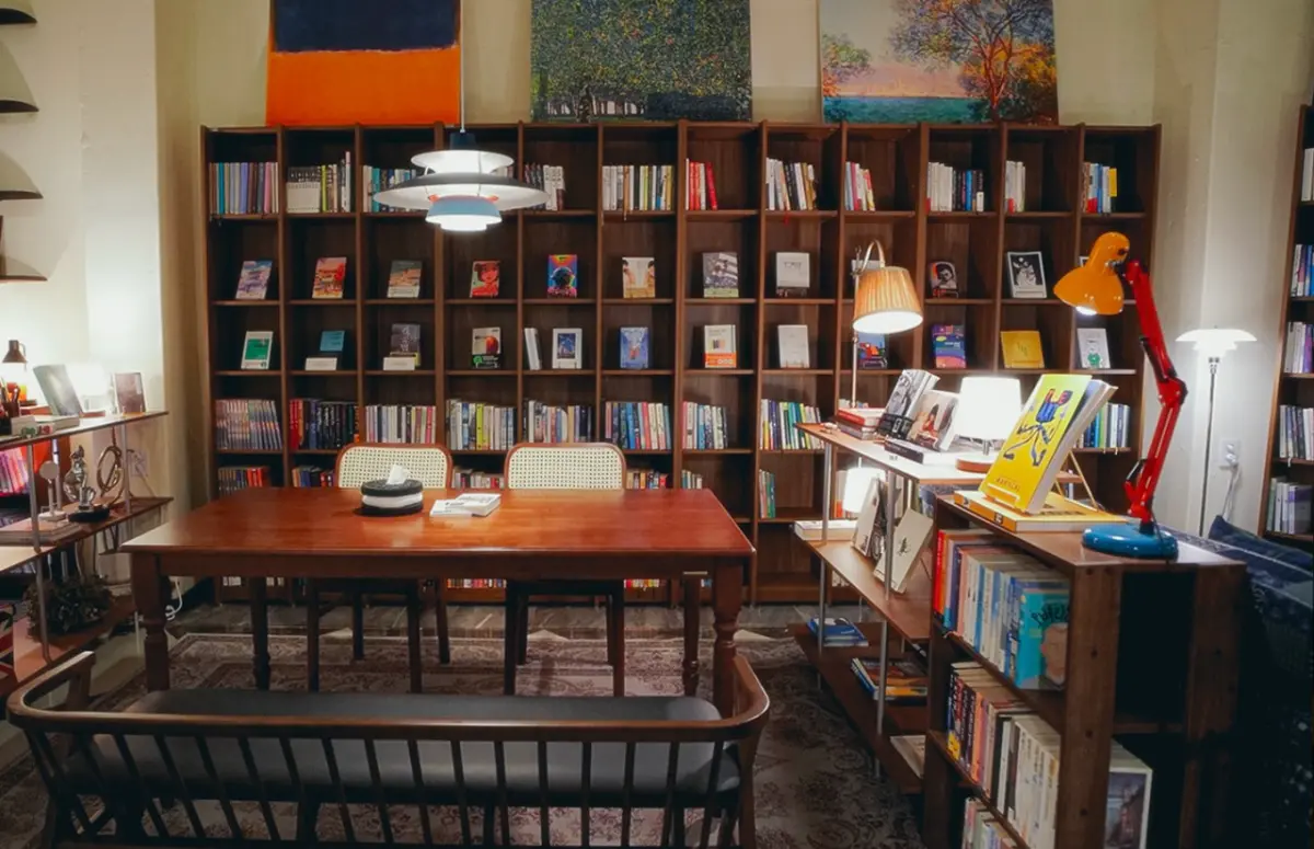 책과 음악으로 낭만을 충전할래요? 어바웃더챕터