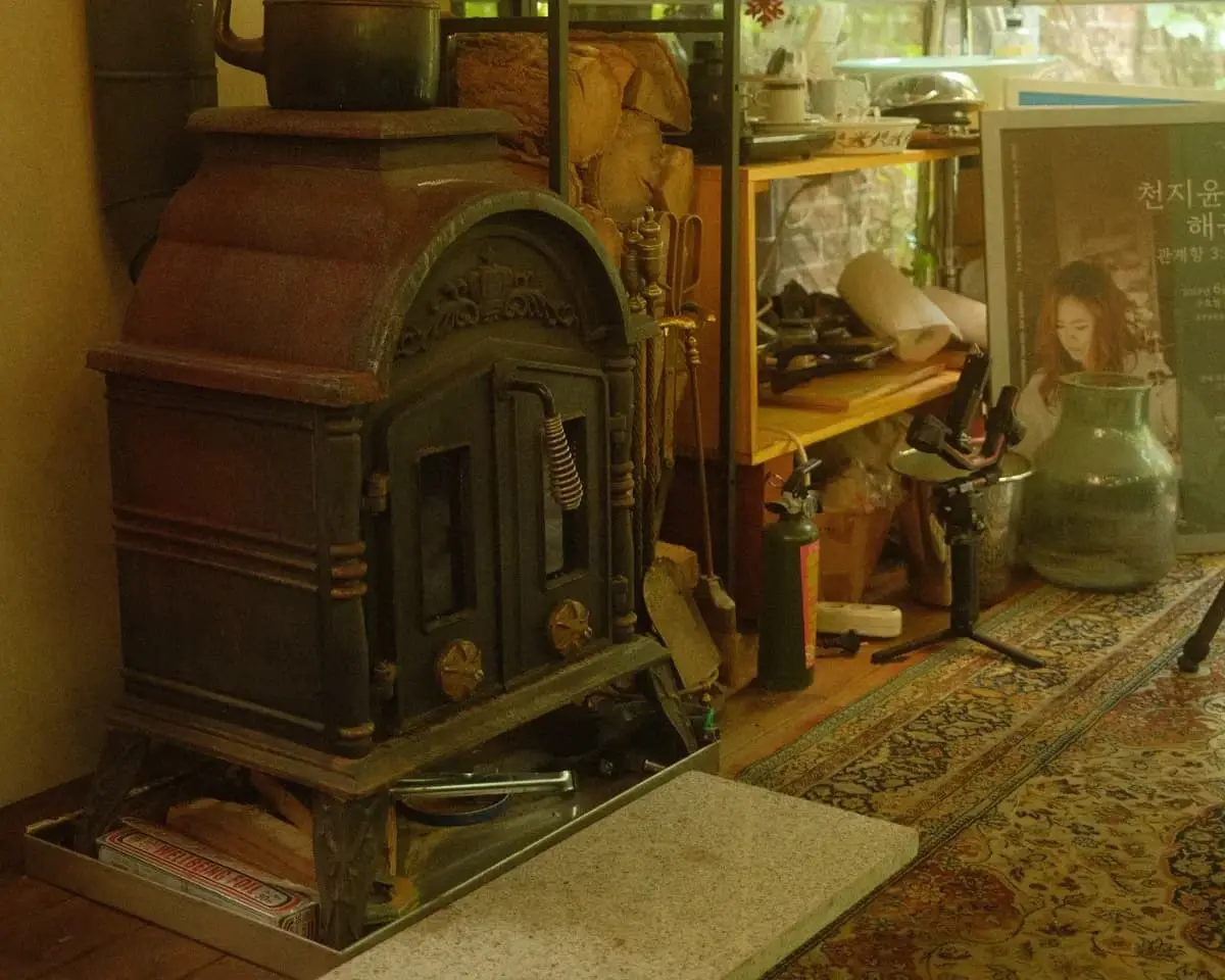 비밀 오두막에서 즐기는 프라이빗 북크닉