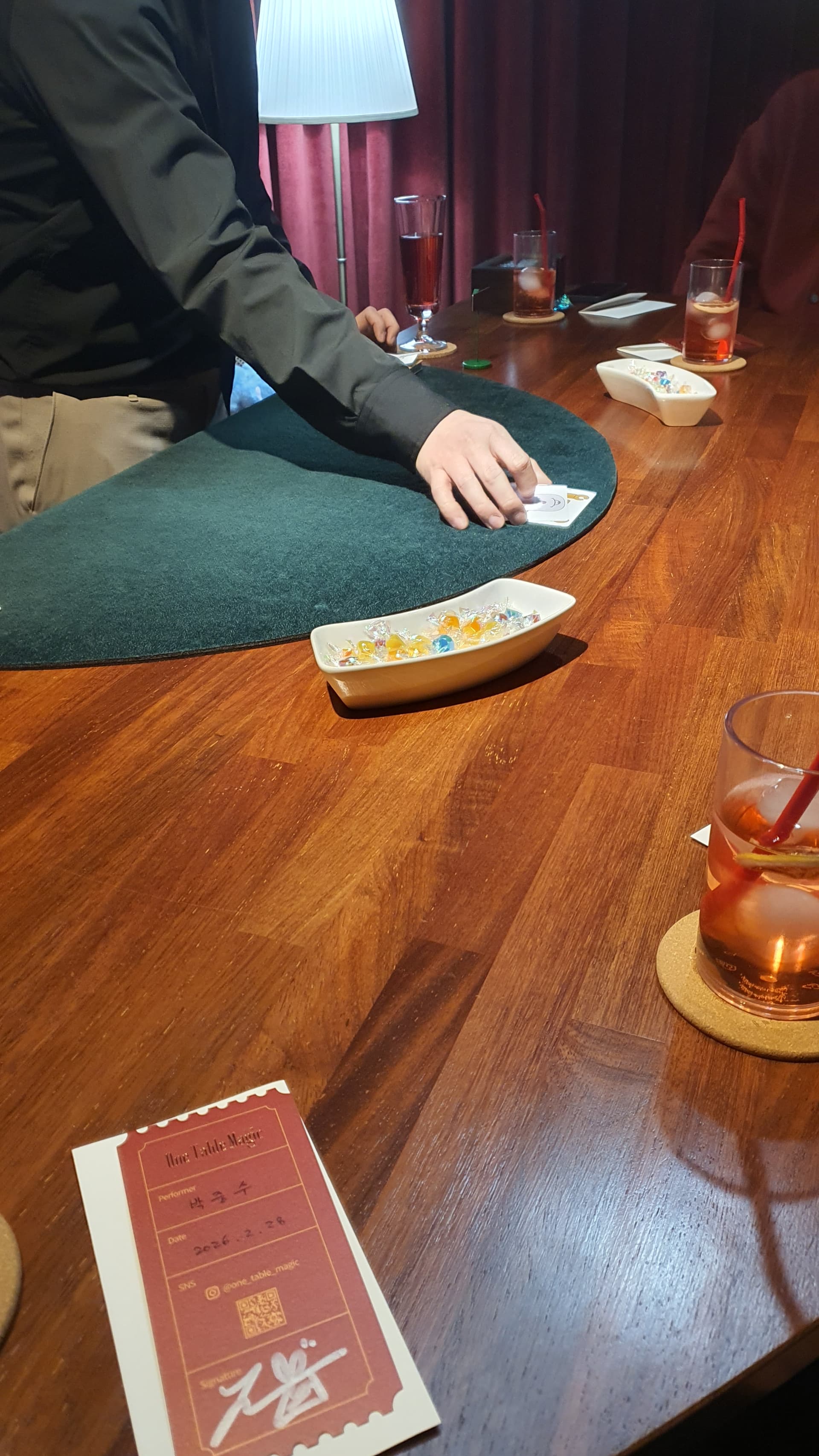 1열 직관! 마법 같은 프라이빗 마술쇼 후기 이미지