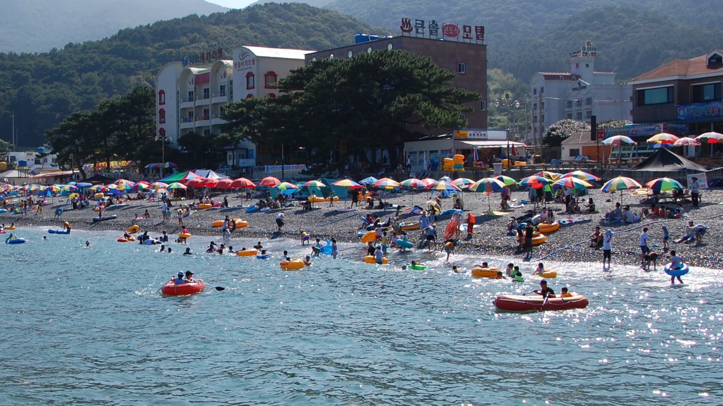 학동흑진주몽돌해변