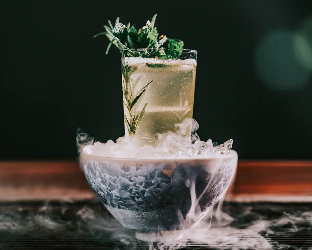 티 칵테일로 완성하는 세련된 밤, 바티센트