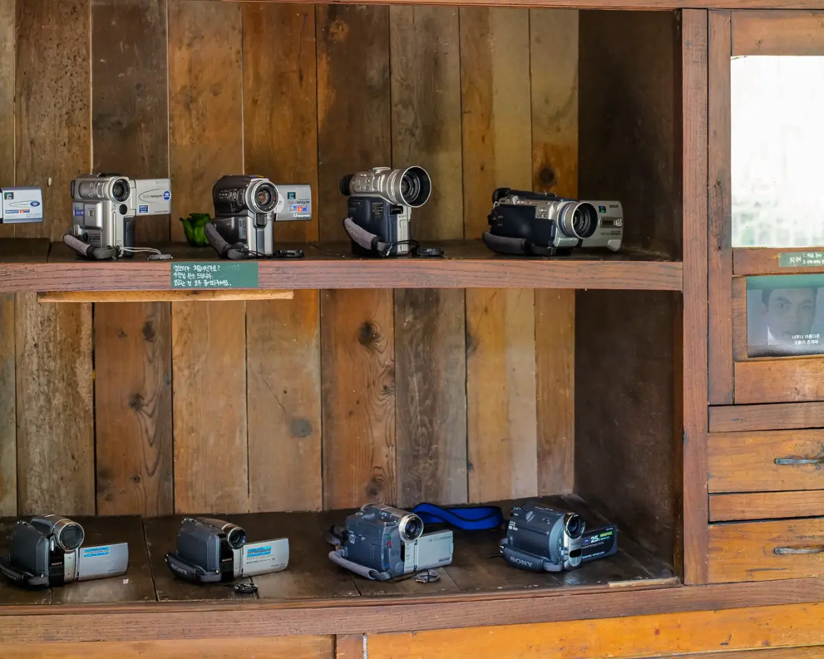 우리의 지금, 아날로그 캠코더에 담아봐요